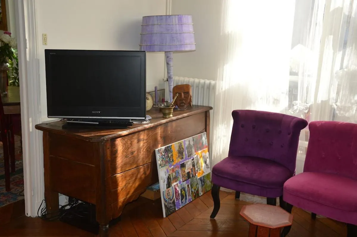 Appartement Village Jourdain Paris