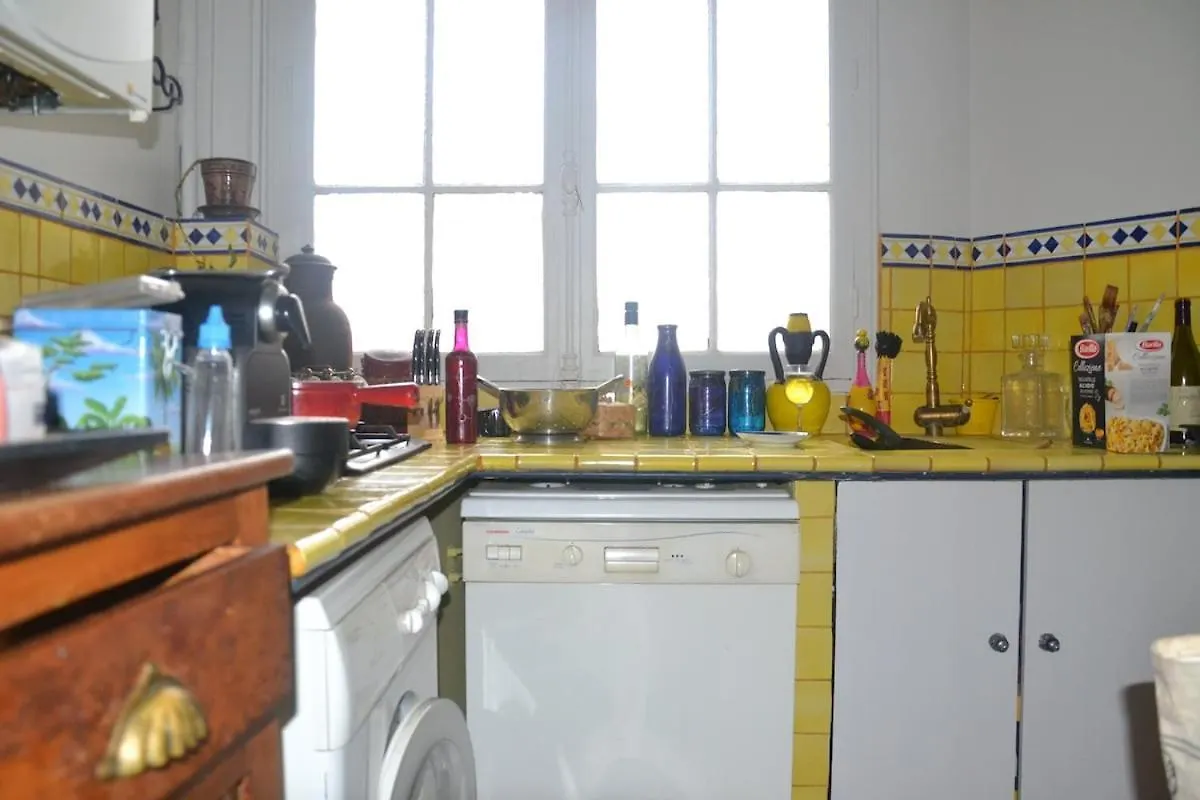 Apartment Appartement Village Jourdain Paris France